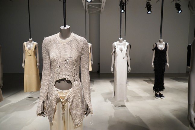 Egy csipetnyi Calvin Klein a délutáni kávé mellé!