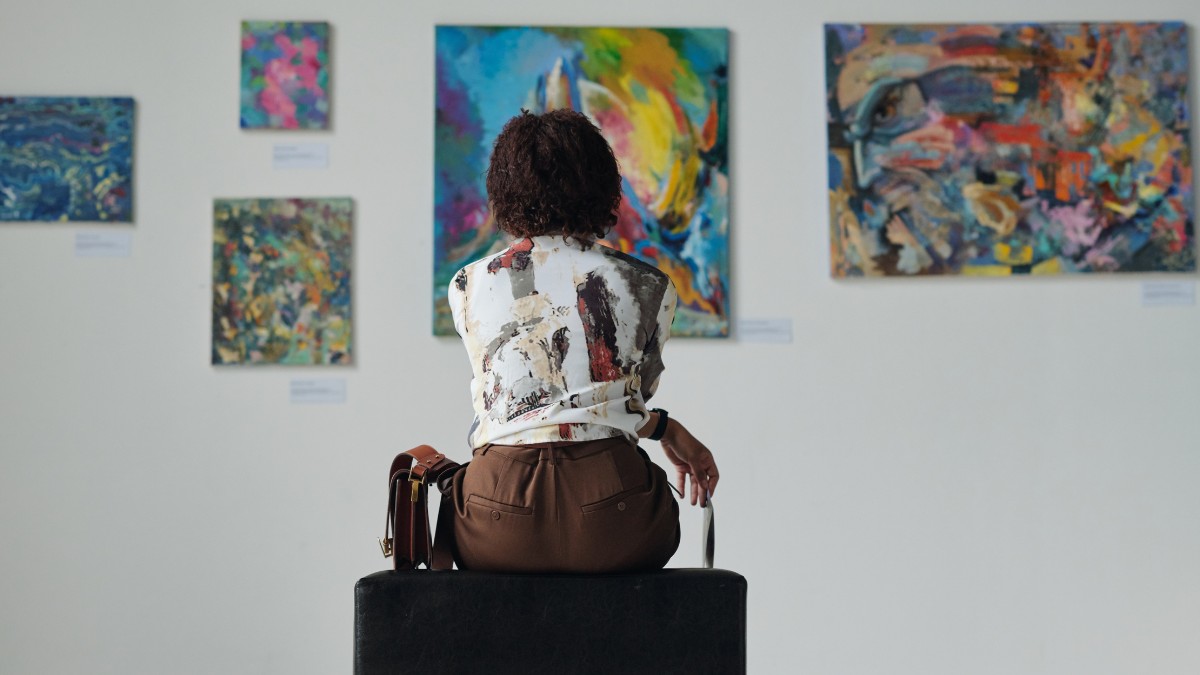 Ismert magyar színésznő tart tárlatvezetést az Art Market Budapesten, amire most te is jegyet nyerhetsz