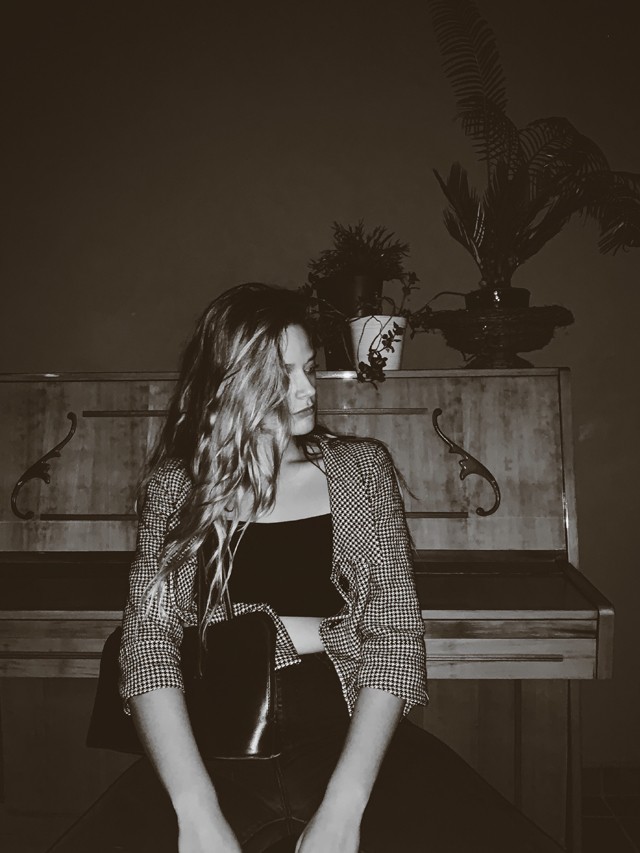 Ezen a héten az egyedi stílusú énekesnő, Olgi gardróbjába lesünk be