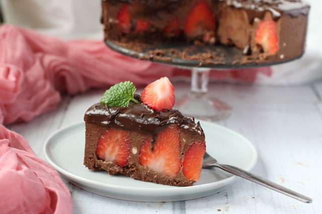 Ez a 15 perces, mennyei habtorta lesz a nyár slágere