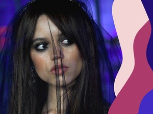 A Wednesday ihlette gótikus sminktrend meghódította a világot: mutatjuk, hogyan készítheted el