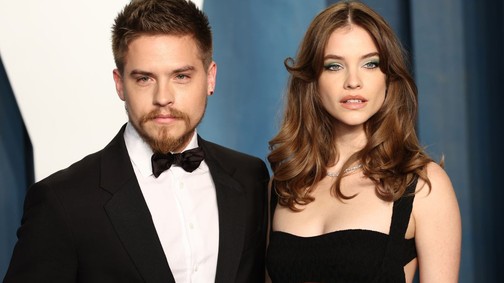Gyászol Palvin Barbara vőlegénye, Dylan Sprouse - borzalmas veszteség érte