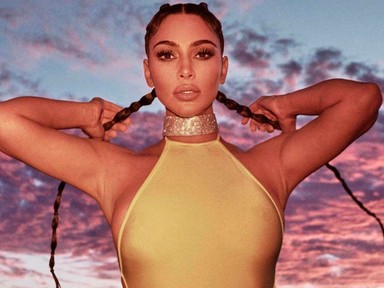 Hoppá! Lekapták Kim Kardashiant bikiniben, elakadt a szavunk!