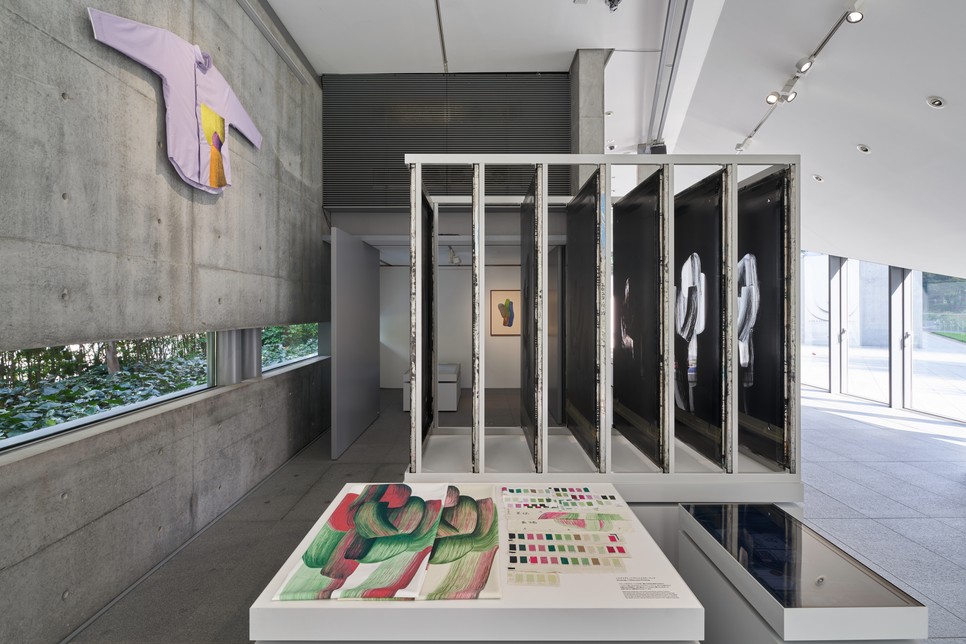 Ronan Bouroullec és Issey Miyake kiállítása