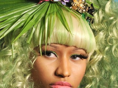 Nicki Minaj páfránynak öltözött