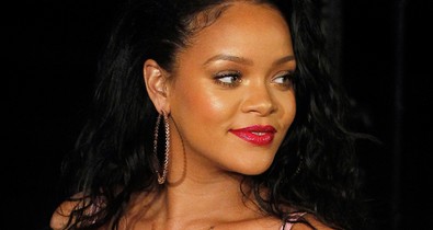 Rihanna elárulja: ez a rúzs illik hozzád a horoszkópod alapján