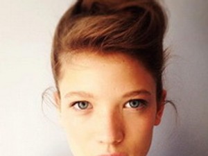 Új üdvöske a modellblogban: Polly Isztambulból jelent