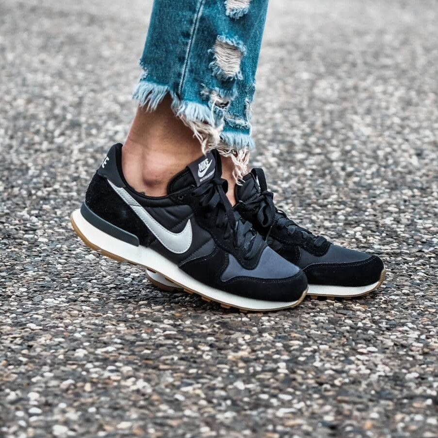 NIKE Internationalist Shoe, 26 990 Forint, GLAMOUR-napokon 21 592 Forint