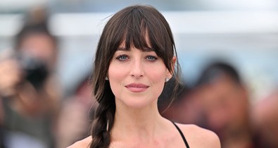 Dakota Johnson a legmagasabb szintre emelte a meztelenruha fogalmát: ezt csinálja utána bárki!