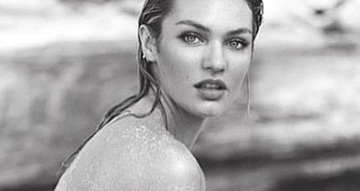 Candice Swanepoel teljesen pucéran mutogatja óriási pocakját!