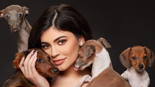Kylie Jenner smink nélkül a legbájosabb teremtés