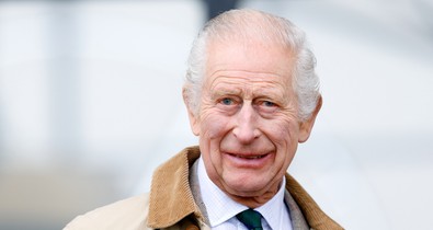 Károly király olyat tett, amitől még a legjegesebb szív is felolvad