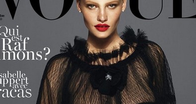 Mellmutogatós címlapokon pózolnak szupermodellek