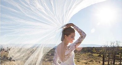 Allison Williams esküvői ruhájáról van új fotónk!