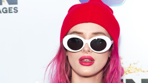 Bella Thorne visszafestette NORMÁLISRA a haját, és többet hozzá sem kéne nyúlnia