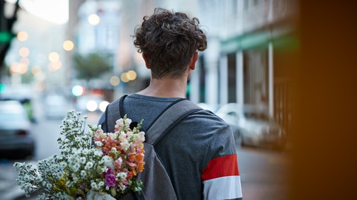 A legtöbb férfi a temetésén kap először virágot, és ez nincs rendjén