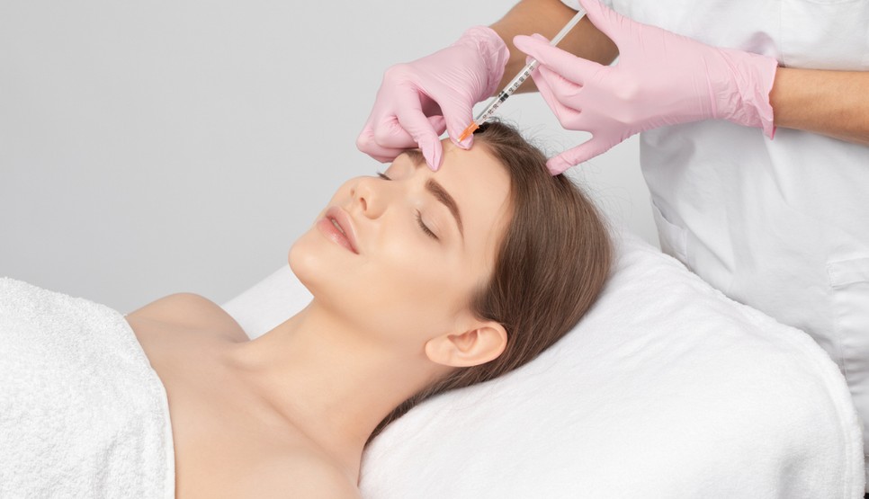 A botox, kortól függetlenül lassan olyan rutinná válik, mint a hajmosás?