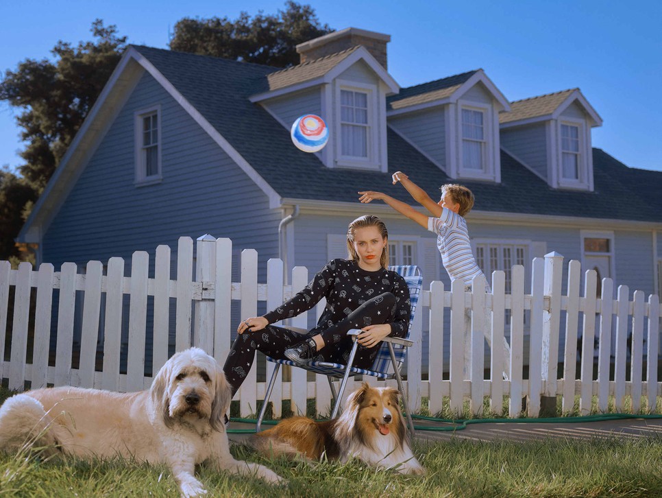 Megérkezett hozzánk is Miley Cyrus új Converse kollekciója, és a lelkedet is eladod érte, annyira menő