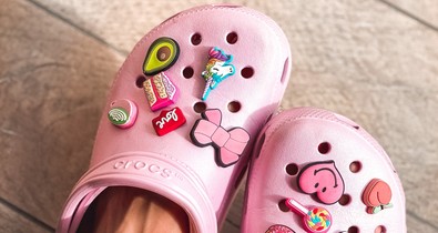 Szerinted menő a Crocs? Válassz az ikonikus papucs egyedi darabjai közül!