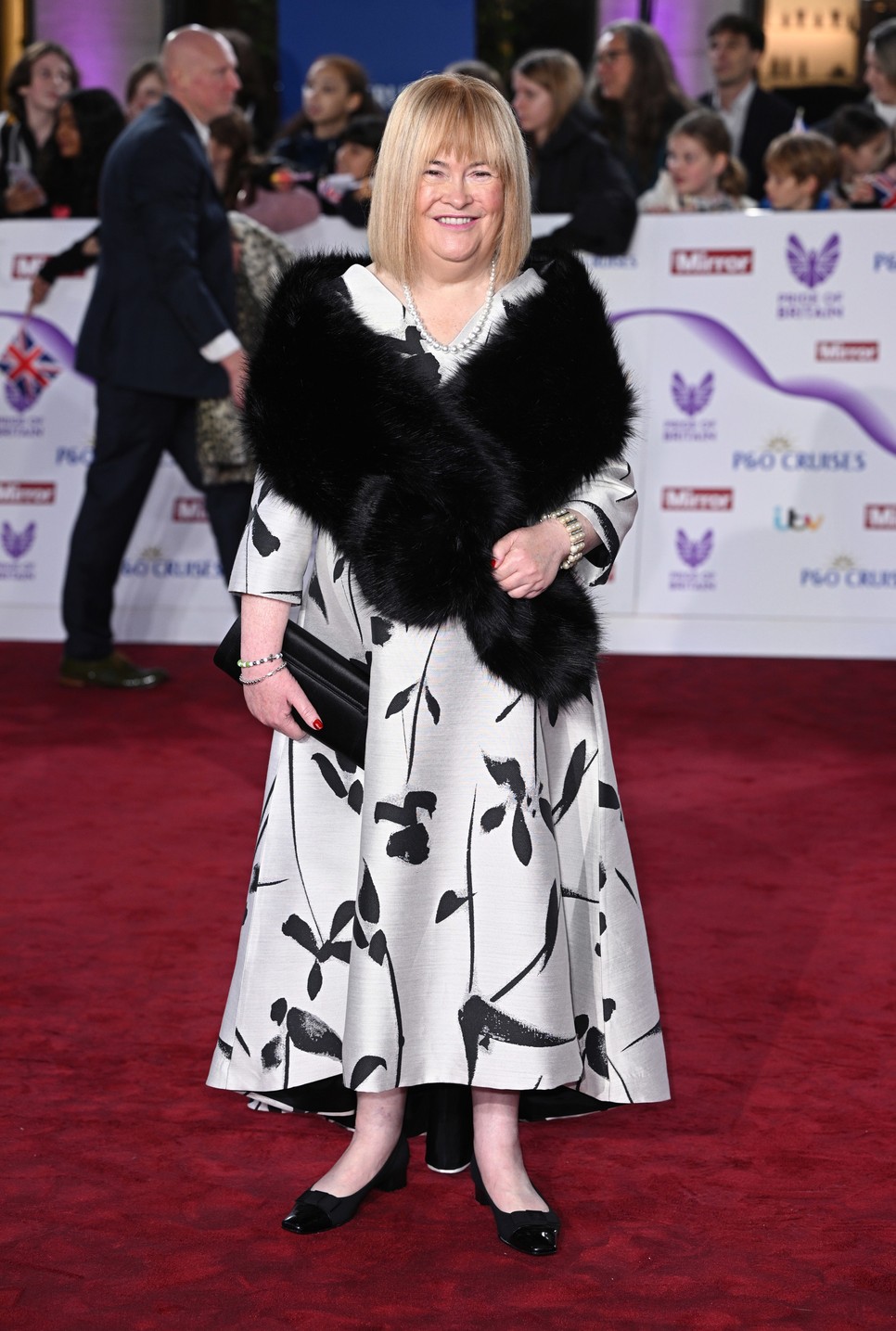 Susan Boyle a 2025-ös Pride of Britain Awards vörös szőnyegén