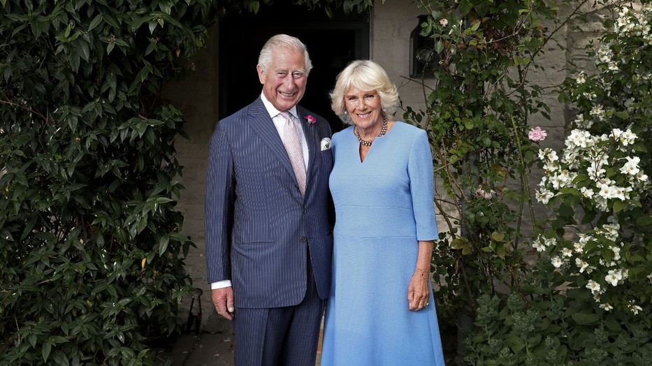 Károly király és Kamilla királyné csodás új portréfotója