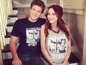 A Pretty Little Liars rendezője elárulta, mi lett Spencer és Toby sorsa a finálé után!