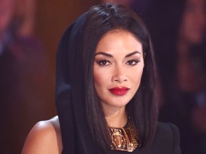 Nicole Scherzingerrel csúnyán elbántak a stylistok