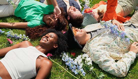 Ezért tesz minket olyan boldoggá a tavaszi napsütés 