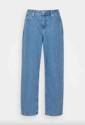 CALVIN KLEIN - Zalando 47 990 Ft, GLAMOUR-napokon 38 392 Ft