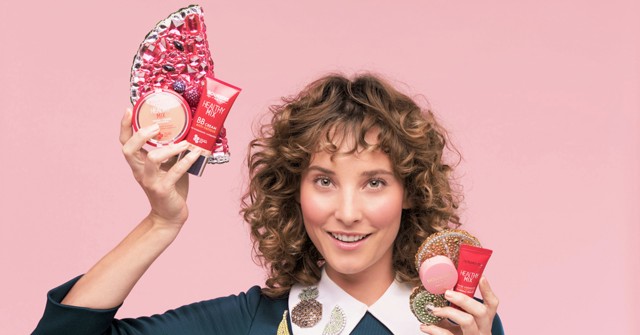 Minden gyönyörű smink a tökéletes alapozásnál kezdődik, ezeket szerezd be hozzá