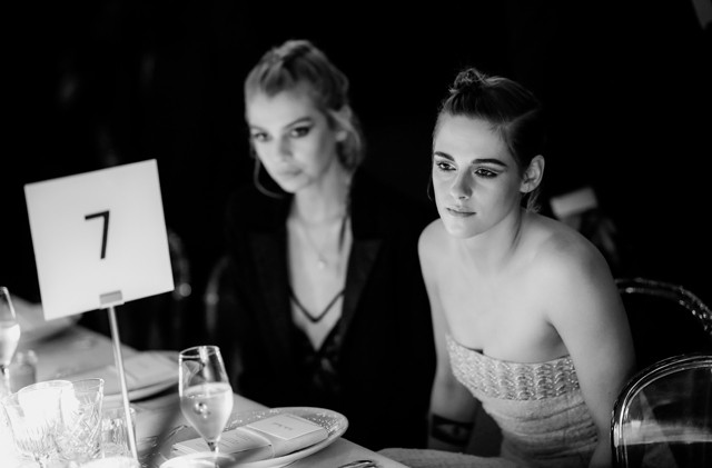 Kristen Stewart és Stella Maxwell