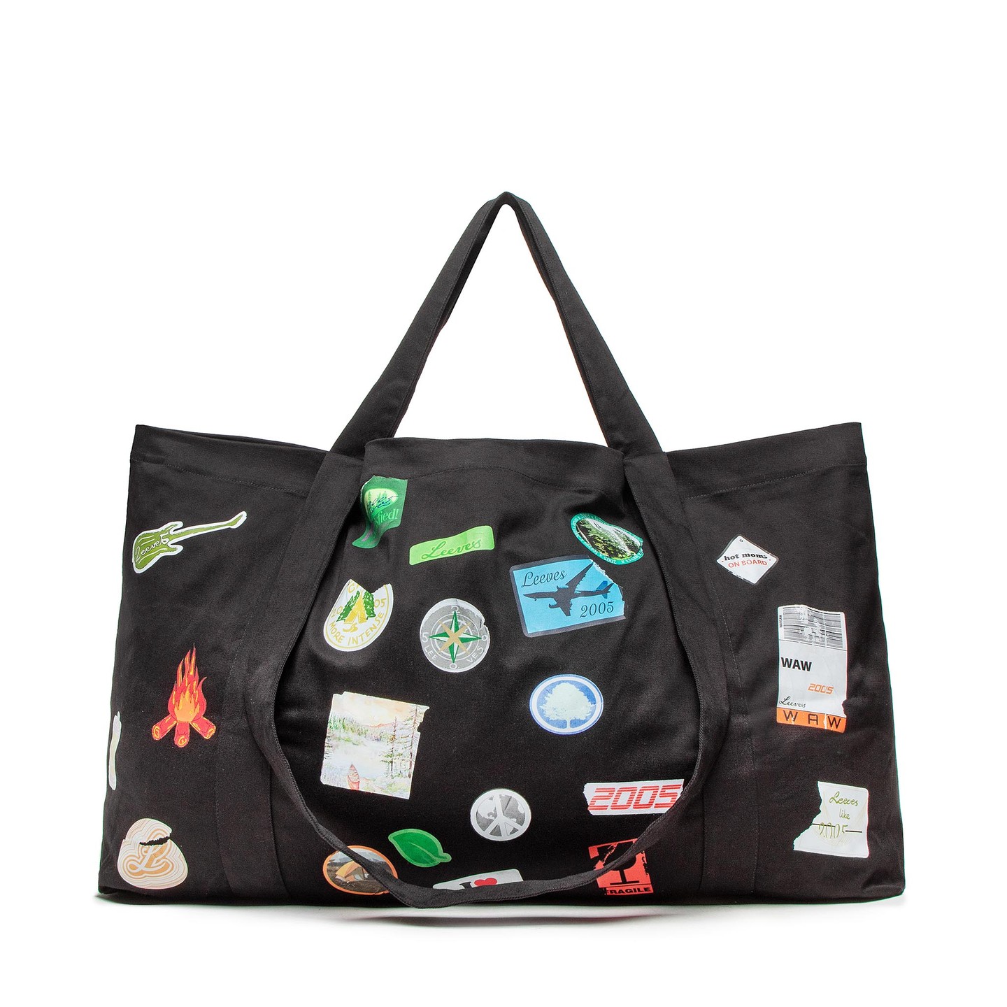 Az egyik jellegzetes, azonnal kívánságlistára kívánkozó darab ez a szuper méretű táska 13.160 forintért