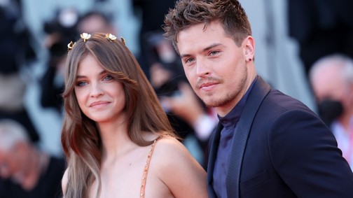 Palvin Barbara és szerelme, Dylan Sprouse olyanok új fotójukon, mintha ikrek lennének