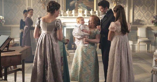 Így néznek ki a Bridgerton sztárjai a hétköznapokon, amikor senki nem látja őket