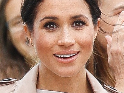 Hoppá: Meghan Markle extraolcsó ruháját te is bármikor megveheted