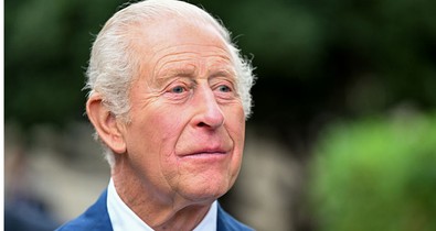 Károly király csillagászati összeget fizethet András hercegnek, hogy elhagyja a királyi rezidenciáját