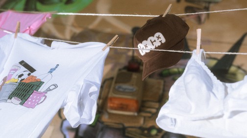 Tarol Dzsúdló saját márkája: a BOGA legújabb kollekciója a gyerekkorunkat idézi