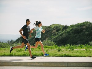 Folytatódik a száguldás, az Asics új, könnyű súlyú futócipője lendületet visz futóedzéseidbe