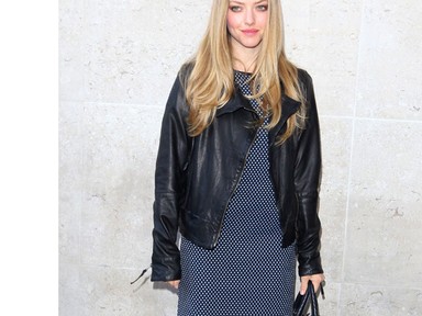 Amanda Seyfried elszakíthatatlan a Givenchy cipőjétől