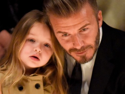Jó ég: mikor lett ilyen nagy David és Victoria Beckham kislánya?