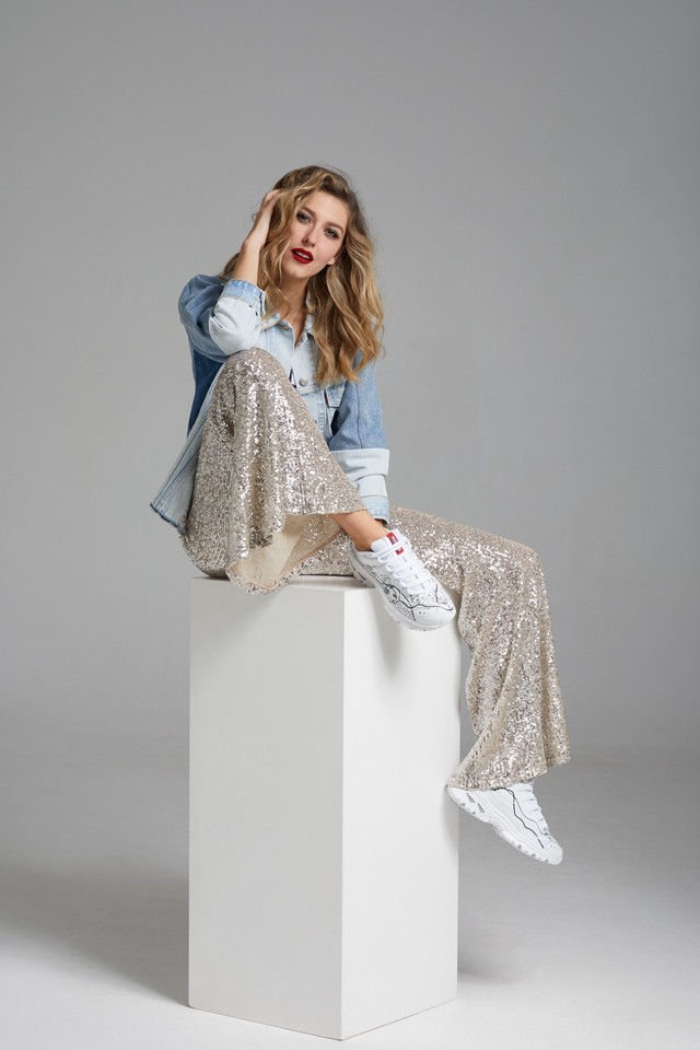 Dallos Bogi: Már gyerekkorától kezdve nagyon sok áldozatot hozott azért, hogy most itt tartson