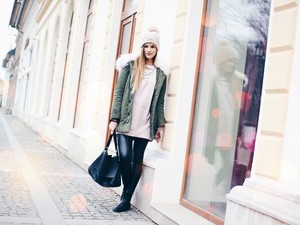 Karin télen is imádja a pasztellt