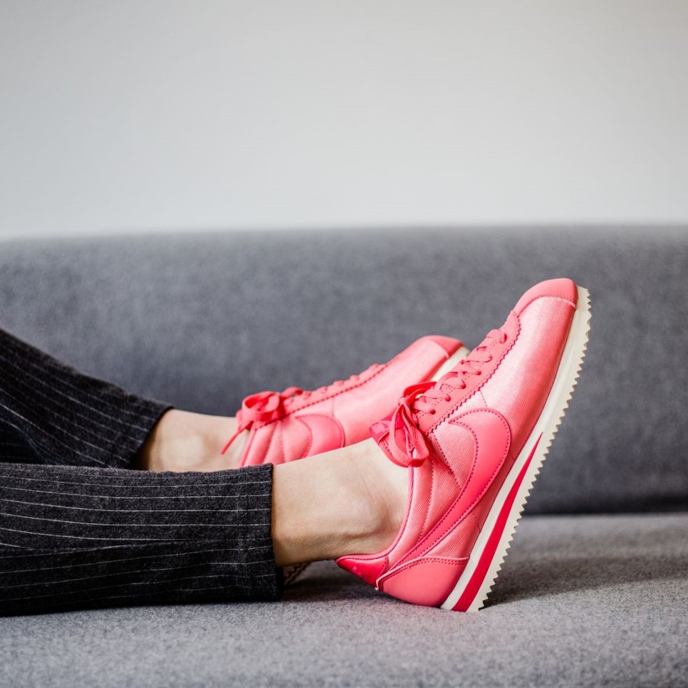 NIKE Classic Cortez Nylon, 23 990 Forint, GLAMOUR-napokon 19 192 Forint