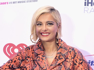 Szörnyű! A designerek nem csinálnak ruhát neki a Grammy-re, mert túl nagy méretet hord