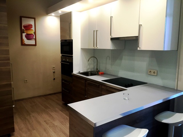 Én és a bútoraim - avagy vásároljunk-e online bútort?