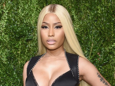 Nicki Minaj orális szexet imitál saját magával - ennél durvább címlap 2017-ben nem lesz