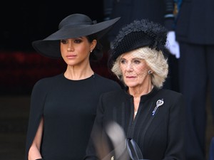 És tényleg megtette: Meghan Markle ezzel a lépéssel végleg magára haragította Kamilla királynét