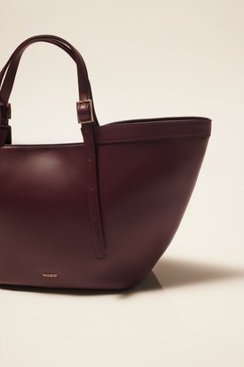 Letisztult elegancia és prémium részletek – ünnepi stílus Kazar módra