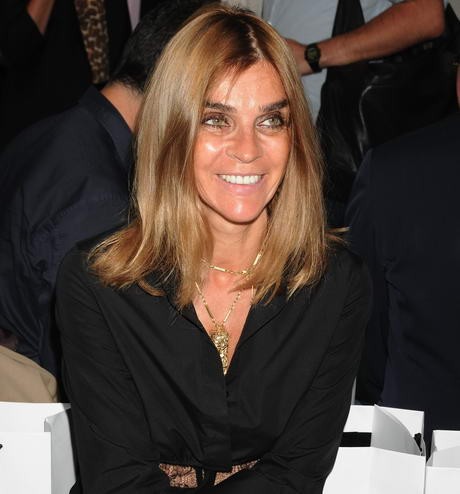 Carine Roitfeld az első sorban.