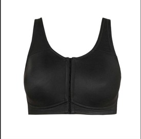 A C&A maszektómia után viselhető melltartói nagy segítséget nyújtanak a melleltávolításon átesett nőknek